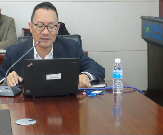 保山移动综合部副总杨涛在培训中宣贯省移动对车辆治理的相关要求事项。。。。。。